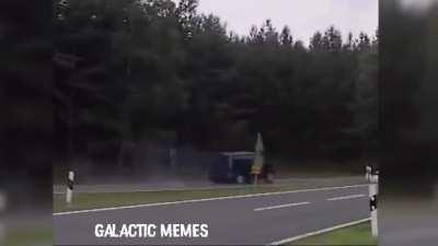 Me when Hardbass is played in the car🍻