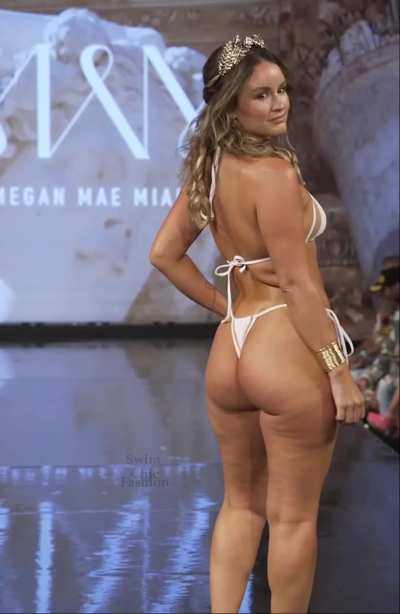 Laura Alexander - Megan Mae, New York Fashion Week 2023