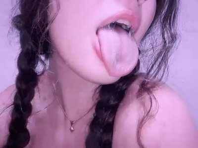 Giggly and Wet play<3