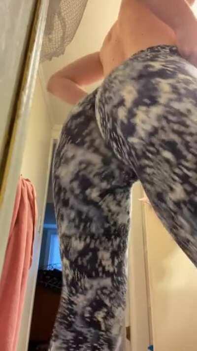 natural and jiggly af <3