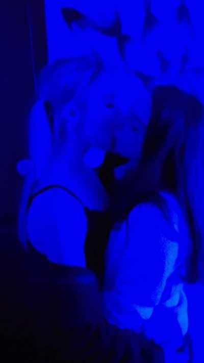 Met her at the bar and just had to stick my tounge down her throat!