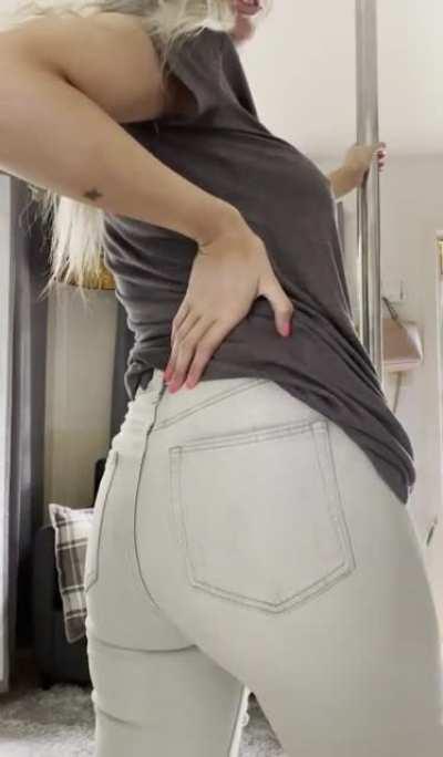 I know y’all like jean farts