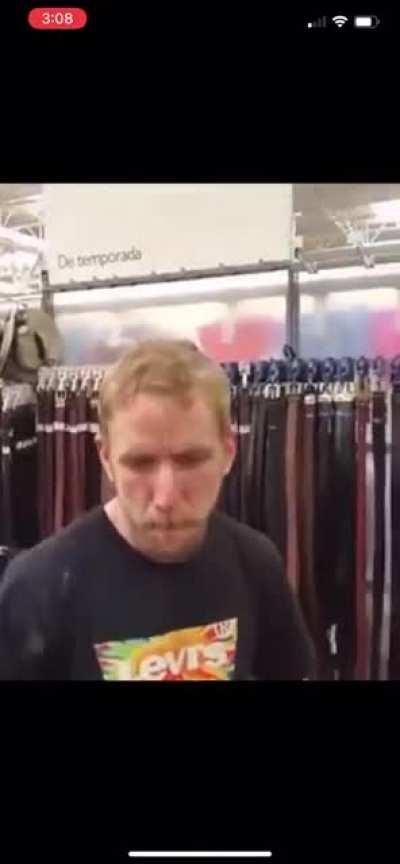 Smell my finger 👃🏽