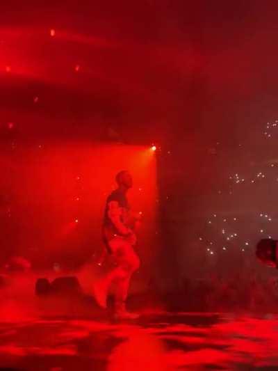 I heard you guys liked Cudi’s dancing :)