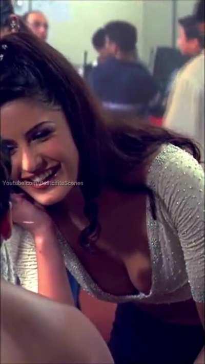 Katrina Kaif Boom Scene