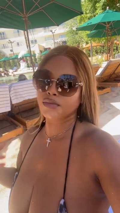 Lavish Styles Instagram Story Post - Pool Season 🏊‍♀️ [Video 1/2]