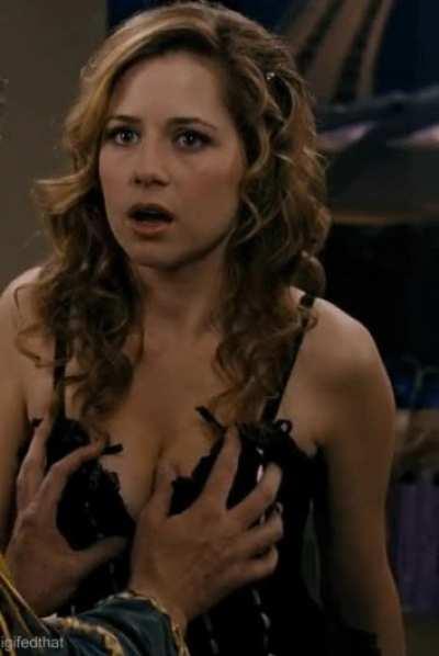 Jenna Fischer's Bosom Groped
