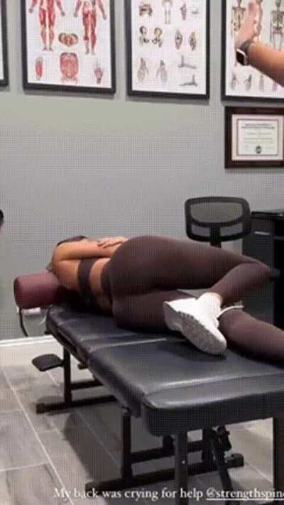 Alyssa stretching bb23