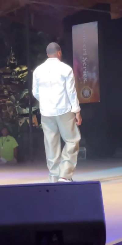 2000's R&B singer Mario kicks cameraman off stage during show at Fresno Fair.