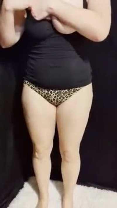 curvy 37yo mommy body still stroke worthy a fuck?