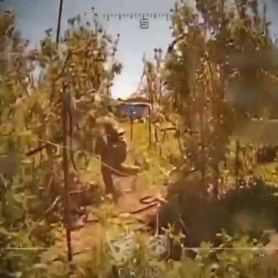 Russian soldier tried to jump away from the FPV drone operated by Ukrainian 