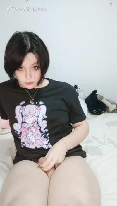 Big thighs & a chubby pp (⁄ ⁄>⁄ ▽ ⁄<⁄ ⁄)