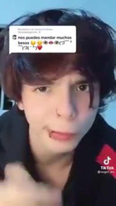 POV: eres la pared de un hospital psiquiátrico