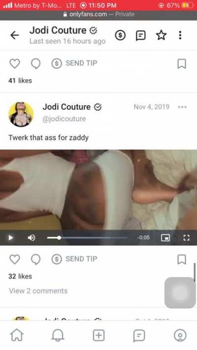 Twerk video dm me very cheap