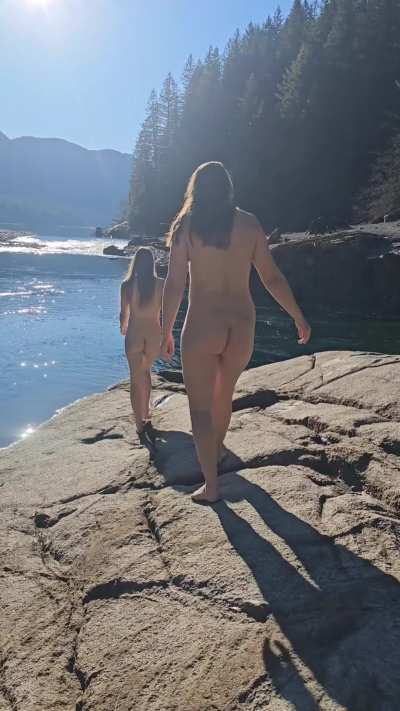 Time for a naked cold plunge 