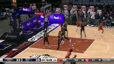 [Highlight] Jaxson Hayes buries the triple