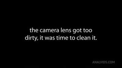 Cutie leaking shit after taking out her buttplug.