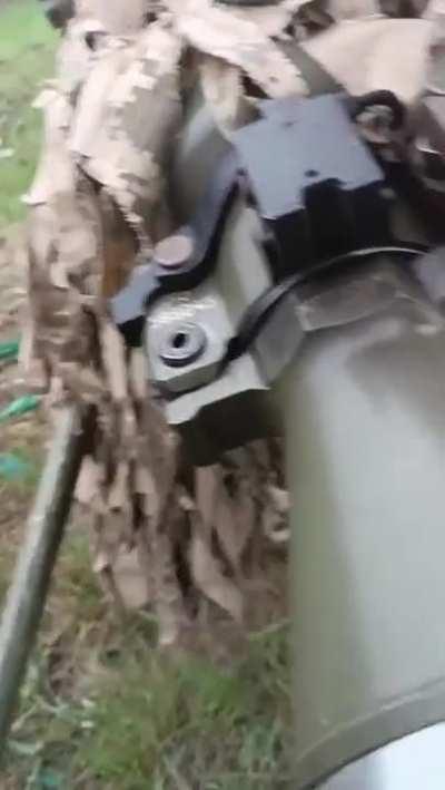 Ukrainian soldier firing an SPG-9 with a 9V battery.