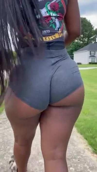 Shay (@shamayne_shay)