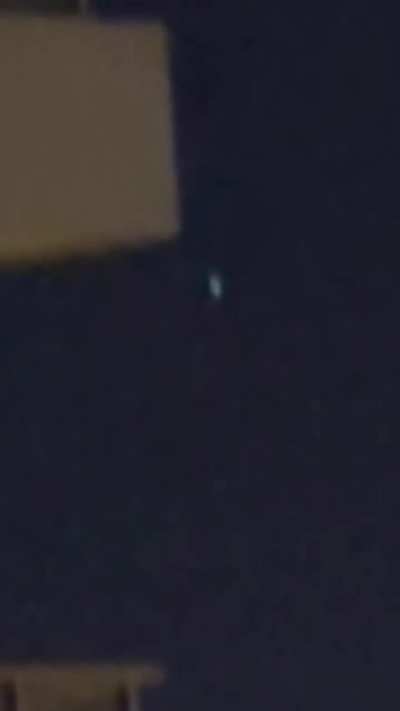 BEEN SEEING THIS FOR YEARS. Long distance, aggressively flickering. 158° S from 43°46'23