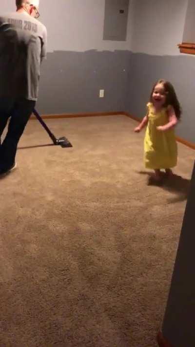 When dad thinks you’ll actually clean your room. #contagiouslaughter