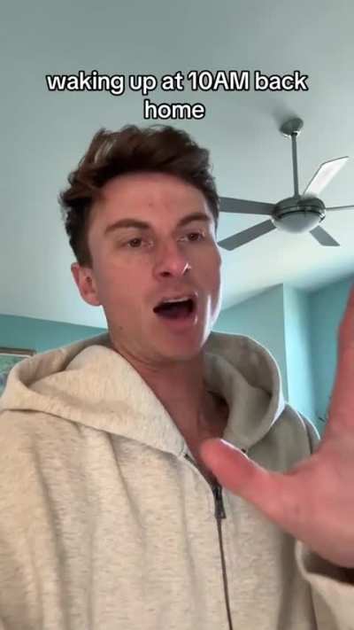 Weekend wake ups at parents house lmao