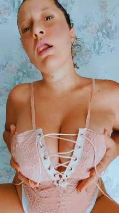 Before you cum for me, you must eat my big tits. 🟢ONLINE 24/7🟢⬇️❤️‍🔥LINKS IN COMMENTS❤️‍🔥⬇️