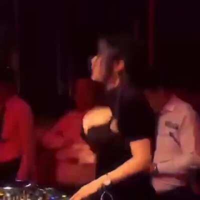 This should be Carti's new DJ, what y'all think?