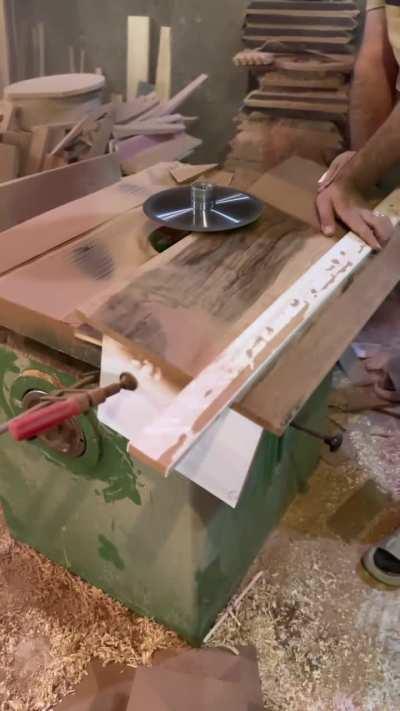 Der eingebundene Finger sagt alles