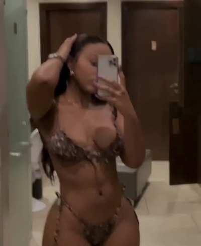 That bikini on her is super sexy.