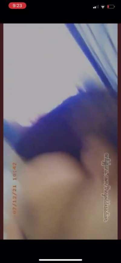 Got damnnnn!! Big ass titties