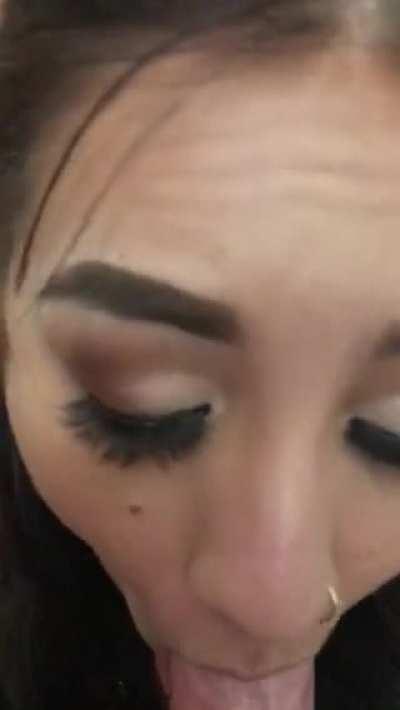 Who wants next 💦🤤 btw my OF is free 😘