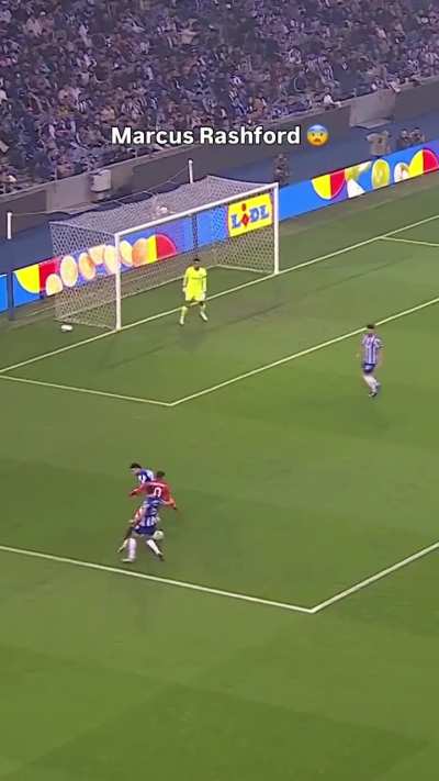 Qual é melhor, Rashford do Manchester ou do Barcelona até agora?