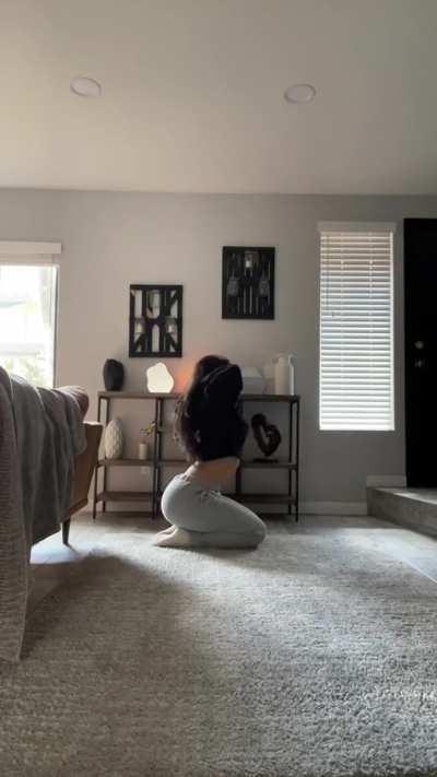 TikTok dance - February 2023