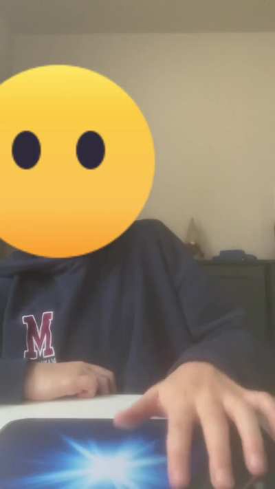 Försökte en varial flip på min fingerboard men råkade göra det här. Är det en dubbel varial flip eller finns det något annat namn?