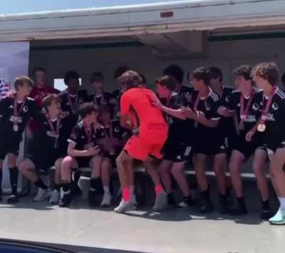 WCGW celebrating a win?