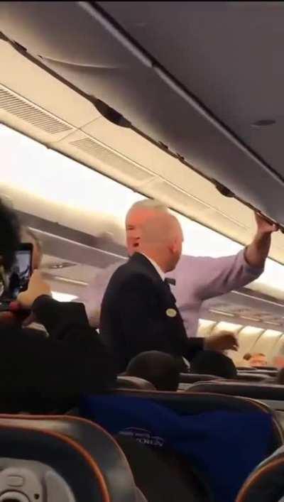 Mick at the smiling friends premiere