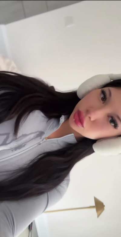 Can I spit and drool all over your cock 🥺