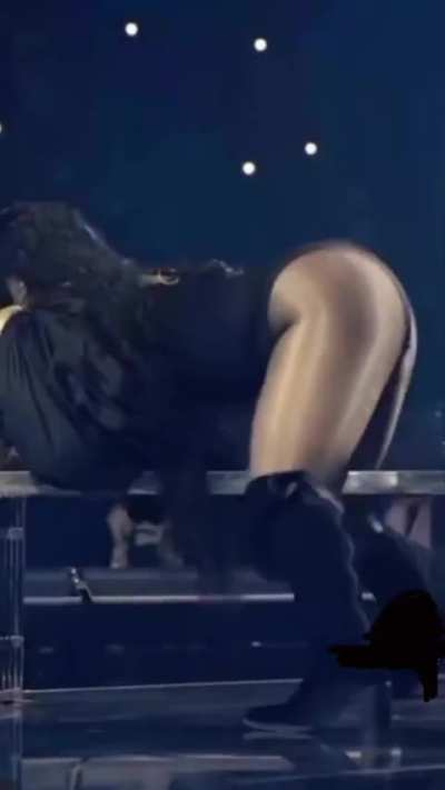 Nicki’s big fat ass