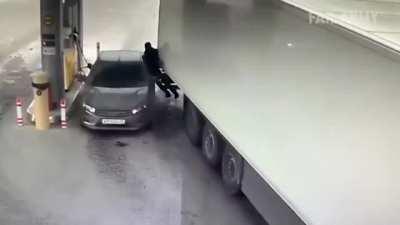 Make Some Room Please