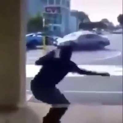 Inventen sus títulos