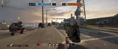 Nomad blows 10 people all at once