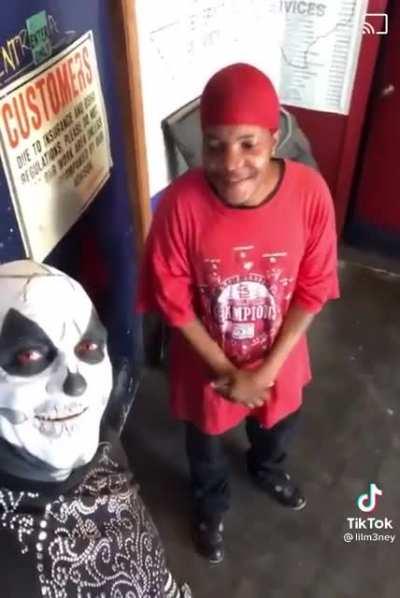 Why g herbo shaking like that