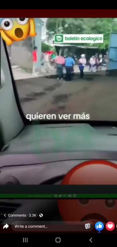 Lot of stuff going on in this CF