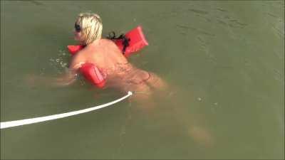 Some lucky fisherman caught him a sexy mermaid using an anal hook🪝Keep or throwback🤔😜 [video] [OC]