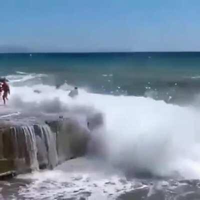 Let us watch these waves upclose