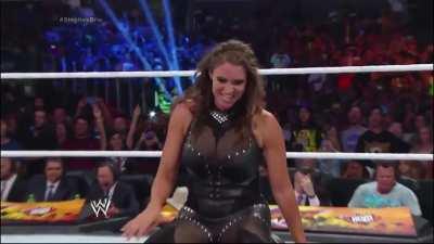 Brie Bella gets the Pedigree