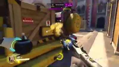 I don’t expect much in bronze but I never expected someone to try to solo ult a D.VA bomb