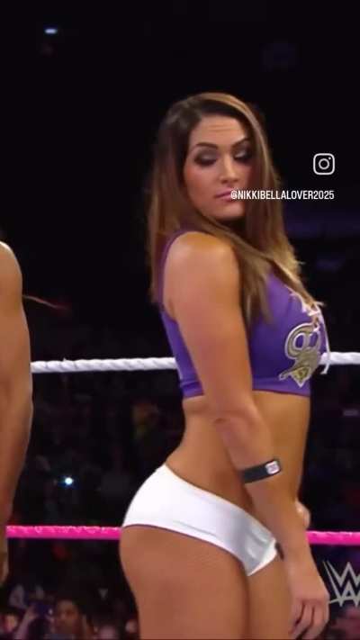 Nikki Bella