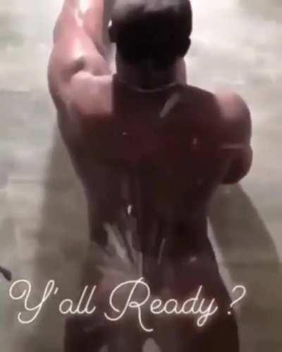 Feels like I’m being splashed by the fluids of igaor😍